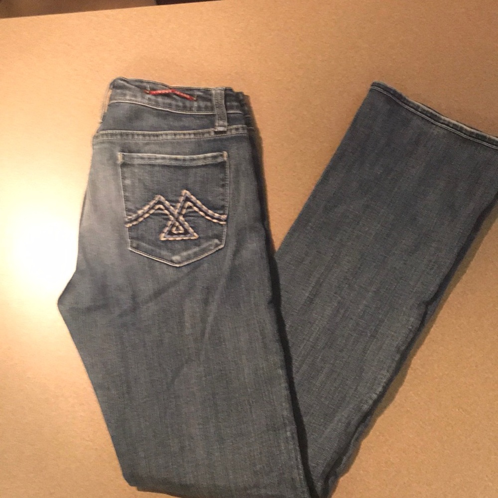 Beautiful Vigoss Woman’s Jeans 🎀